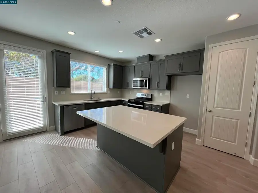 4820 Dolce Court, Fairfield, CA 94534 - #2