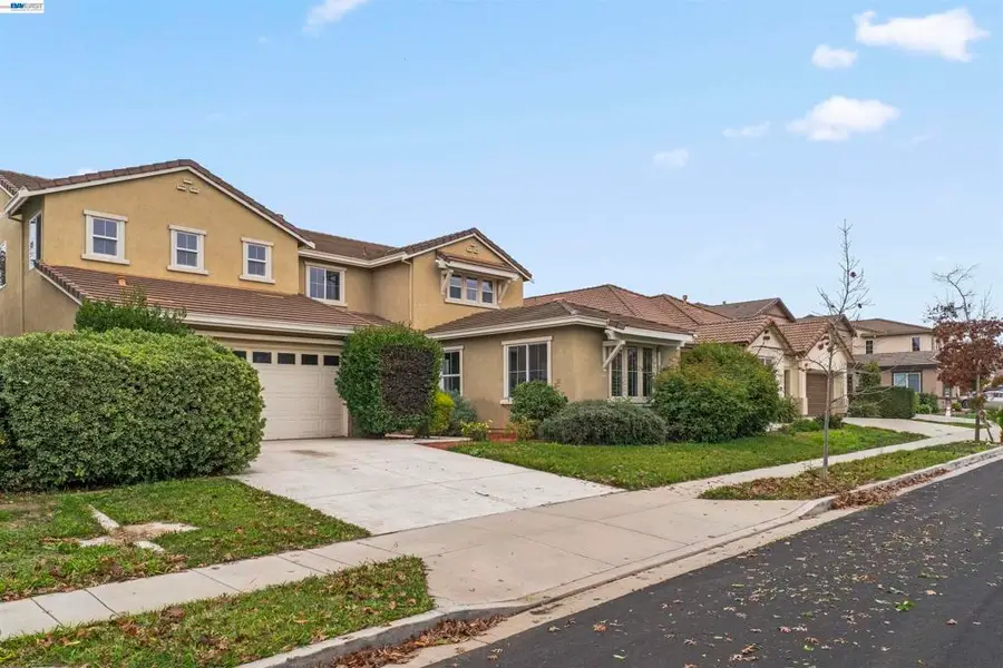 204 Daylily Ln, Patterson, CA 95363 - #2