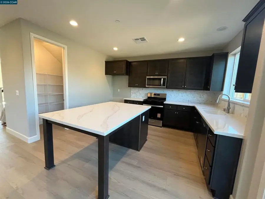 4805 Dolce Court, Fairfield, CA 94534 - #2