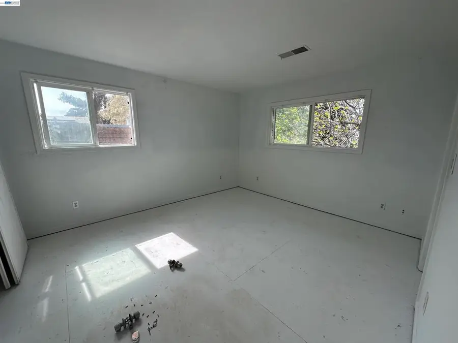 717 Whispering Bay Ln, Suisun City, CA 94585 - #2