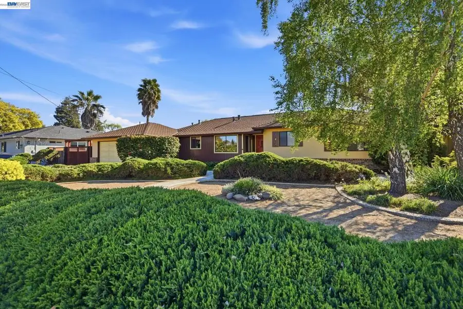 38149 Glenmoor Dr., Fremont, CA 94536 - #3