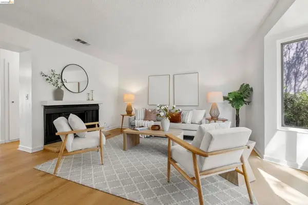 1237 Pine Creek Way #A, Oakland, CA 94607