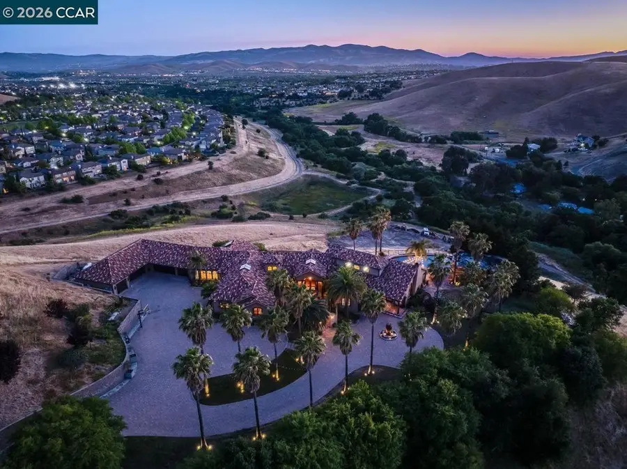 1615 Lawrence Rd, Danville, CA 94506 - #2