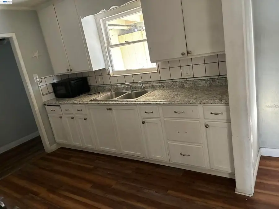 1614 Mono Dr., Airport, CA 94534 - #3