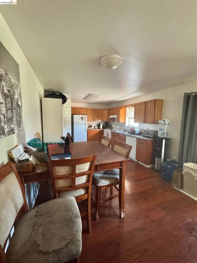 27 Robinson Ave, Pittsburg, CA 94565 - #2