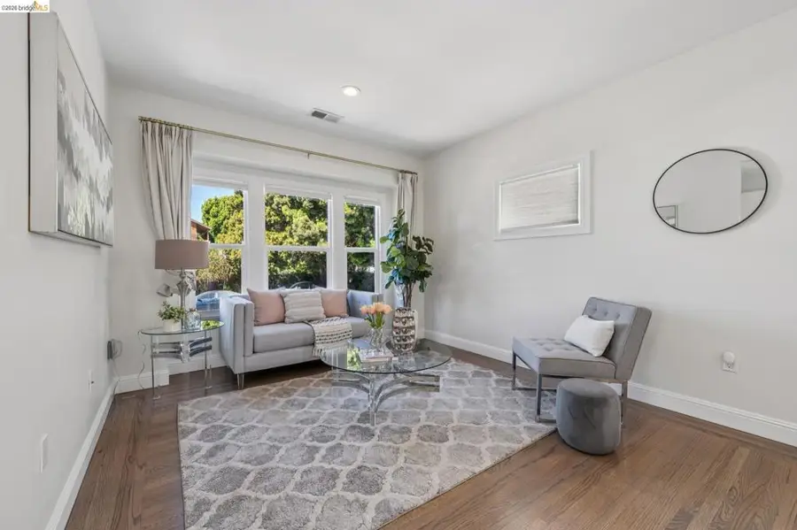 2012 Chestnut St, Oakland, CA 94607 - #3