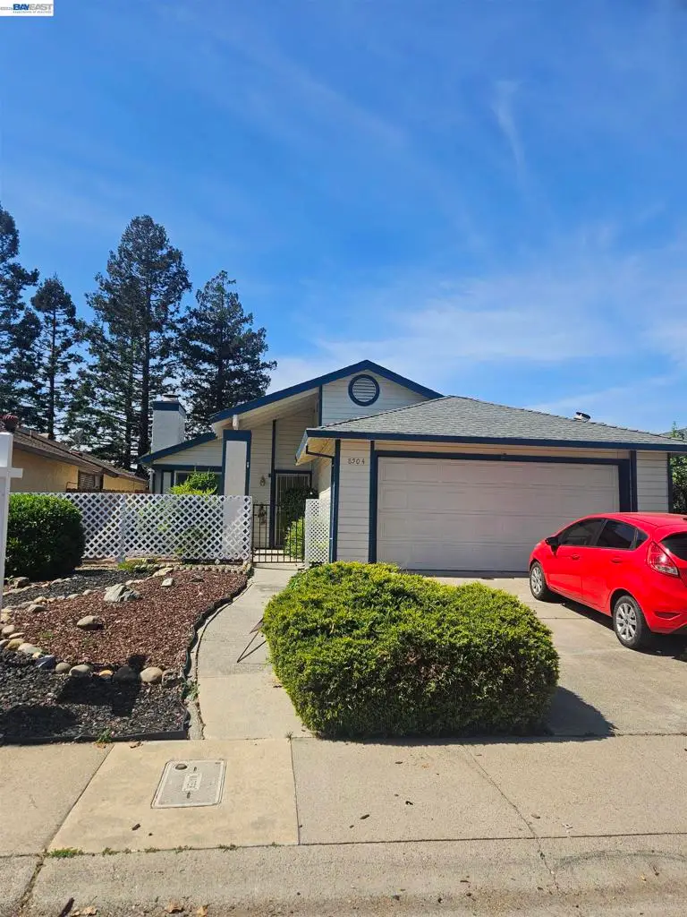 8504 Sunnybrae Dr, Sacramento, CA 95823 - #1