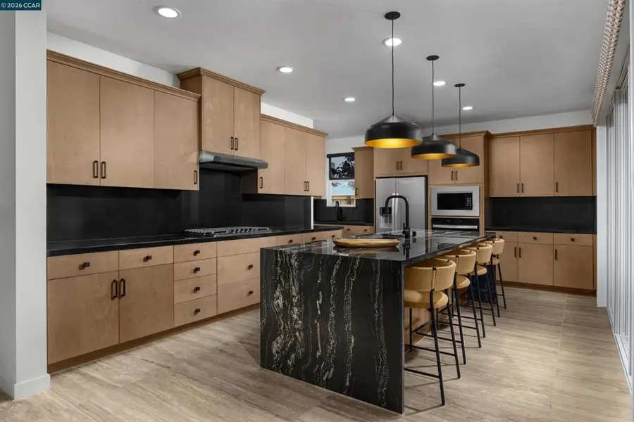 3624 Darnoch Ave., Lathrop, CA 95330 - #2