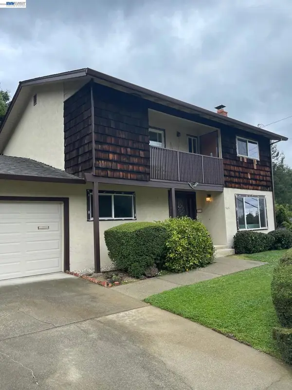 5615 Cold Water Dr, Castro Valley, CA 94552