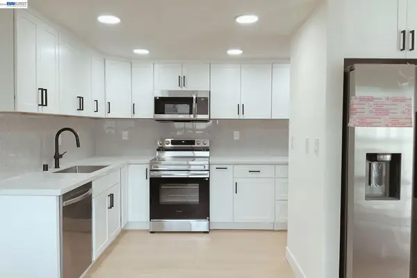 3825 Brockton Dr, Pleasanton, CA 94588