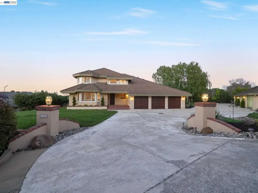 4164 Oak Pointe Ct., Hayward, CA 94542 - #2