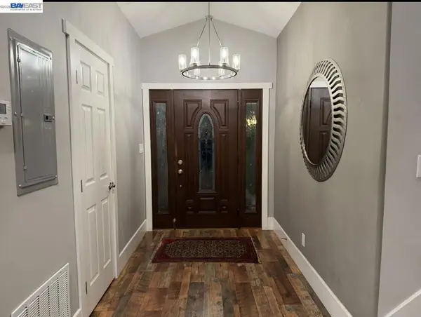 3784 Norris Canyon Rd, San Ramon, CA 94583