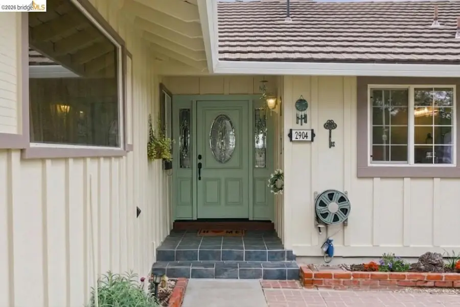 2904 Balboa Dr, Tracy, CA 95376 - #2