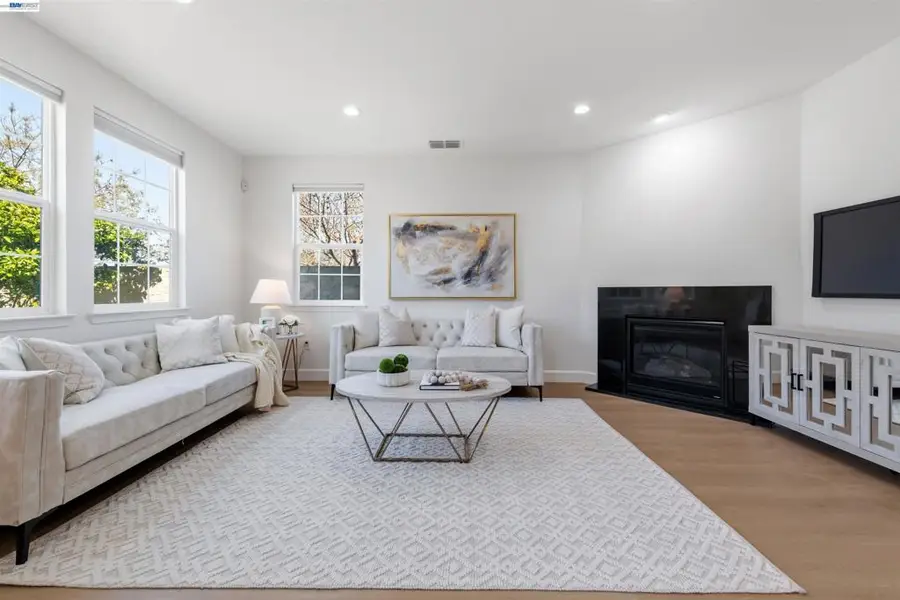 4978 Houlton Ct, Dublin, CA 94568 - #3