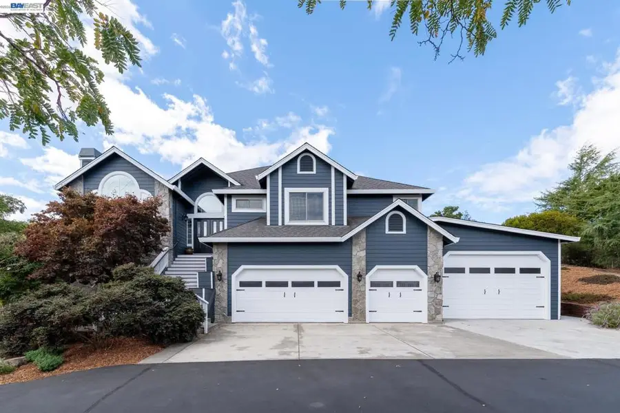 228 Stowring Rd, Petaluma, CA 94952 - #2