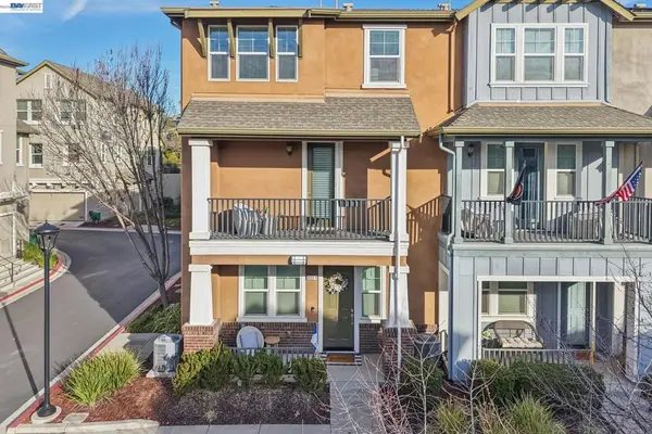 3933 Portola Cmn #1, Livermore, CA 94551