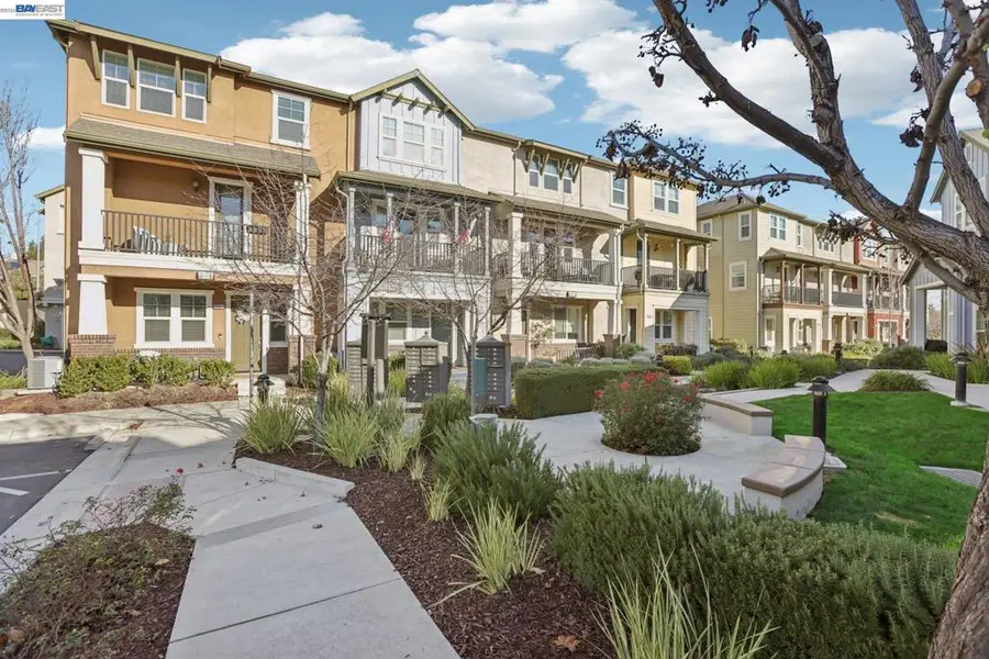 3933 Portola Cmn #1, Livermore, CA 94551 - #2