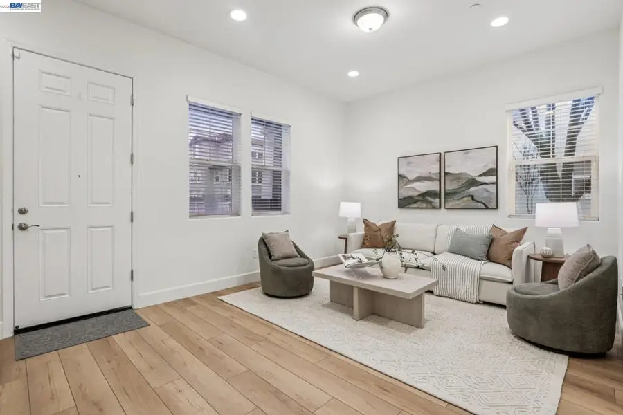 3933 Portola Cmn #1, Livermore, CA 94551 - #3