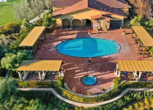 3391 Monaghan St, Dublin, CA 94568