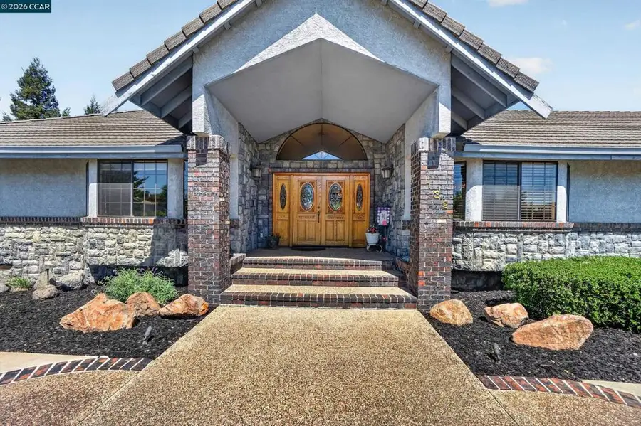 139 Loren Ln, Oakley, CA 94561 - #3