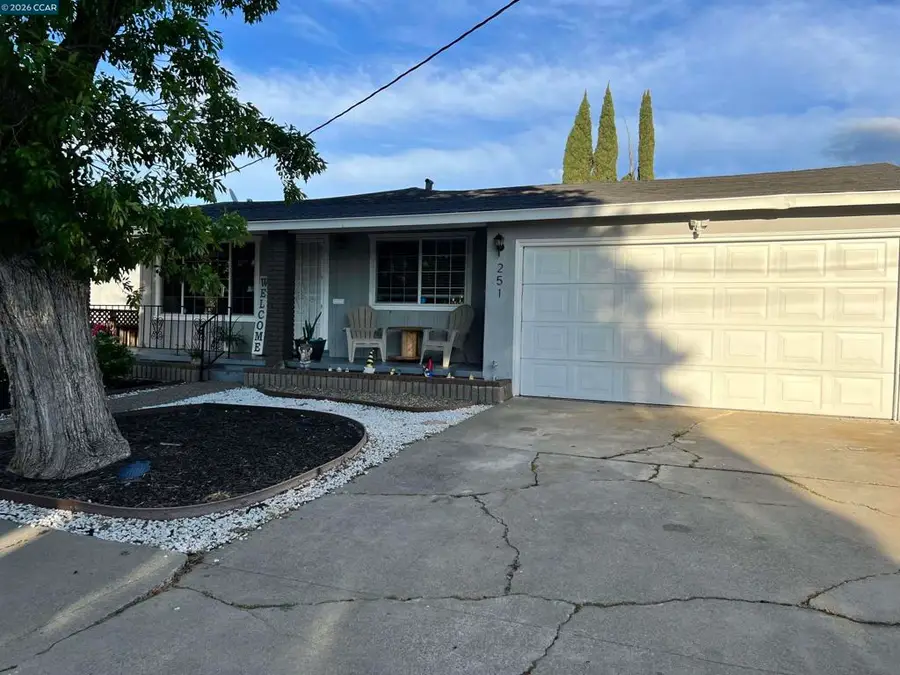 251 Rose Ann Ave., Pittsburg, CA 94565 - #3