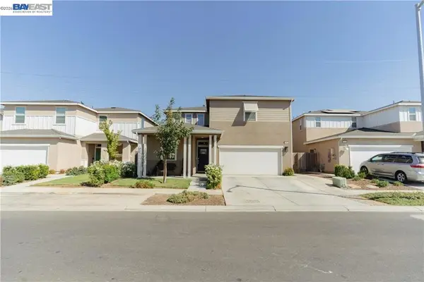 2481 Pineda Dr, Merced, CA 95340