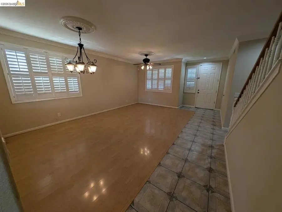 6529 Brook Hollow Cir, Stockton, CA 95219 - #2