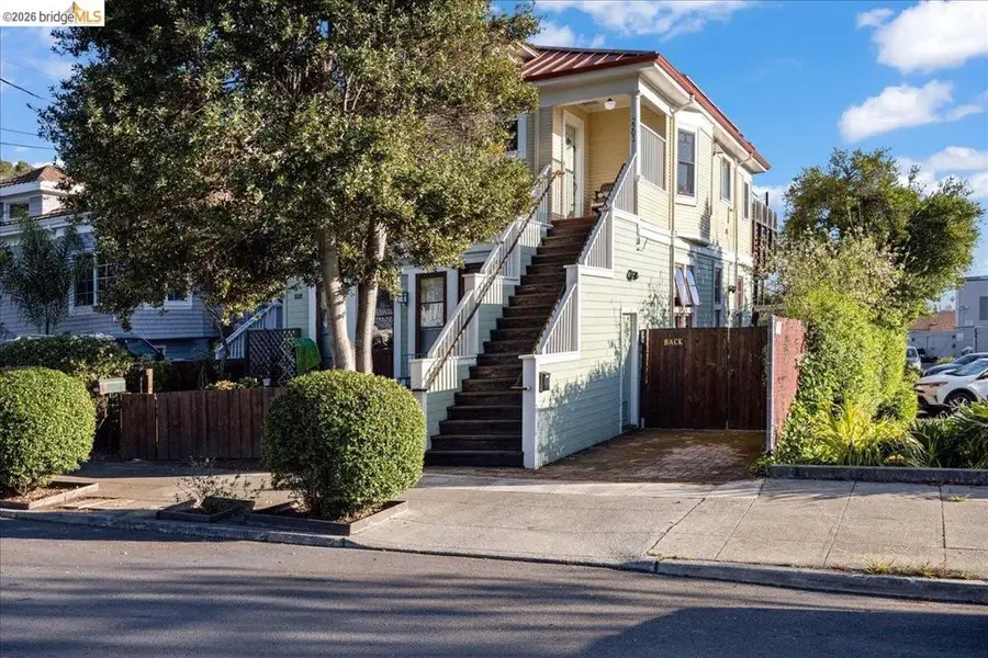 2201 Coloma St., Oakland, CA 94602 - #3