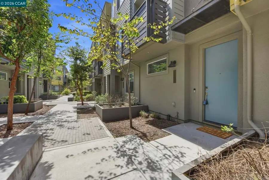 150 Uptown Cir, Oakland, CA 94607 - #2