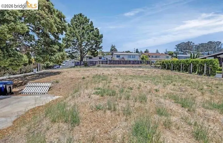 8246 Terrace Dr, El Cerrito, CA 94530 - #1