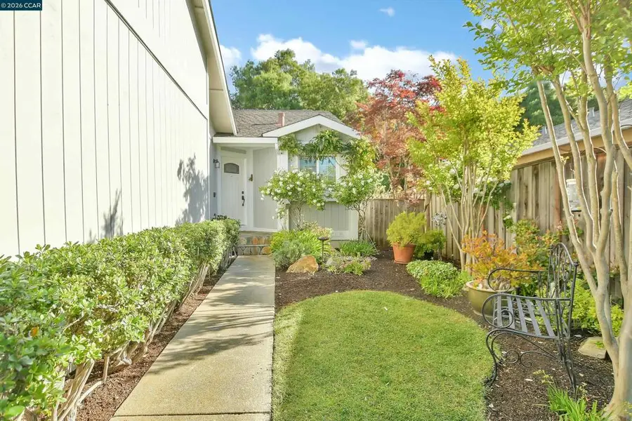 158 Bedford, Hercules, CA 94547 - #3