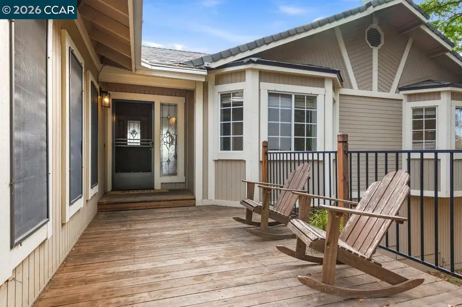 18278 Hummingbird Dr, Penn Valley, CA 95946 - #2