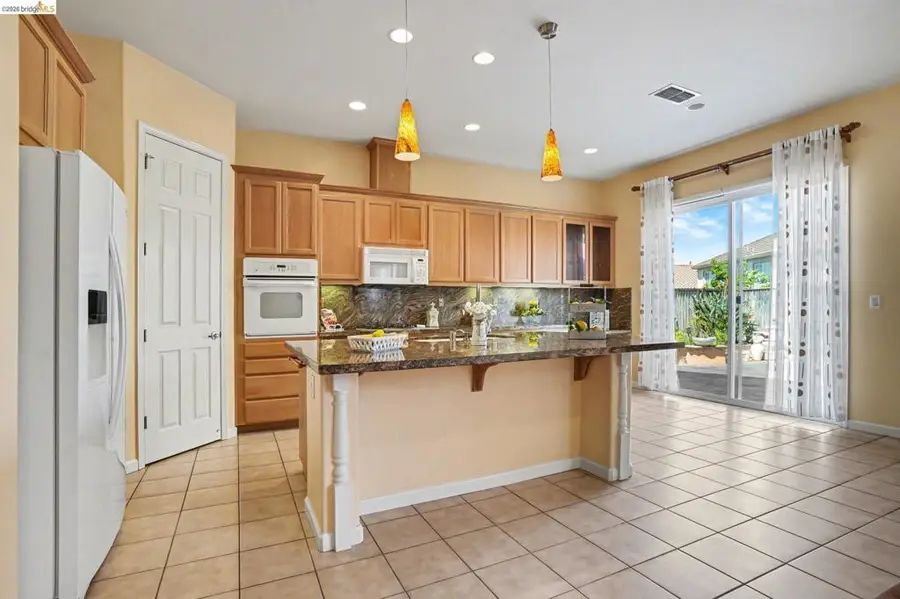 3341 Park Ridge Dr, West Contra Costa, CA 94806 - #2
