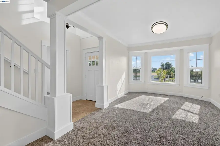 3015 Point Pleasant Rd, Elk Grove, CA 95757 - #3