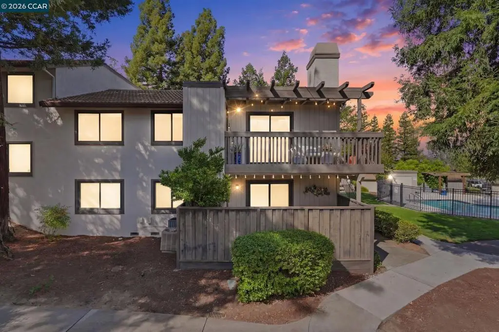 1359 Hull Ln, Martinez, CA 94553 - #1