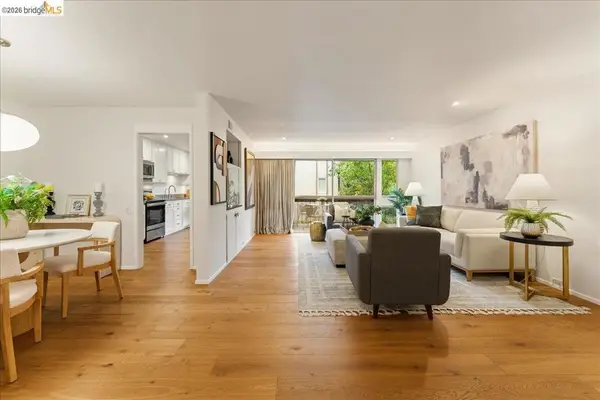 323 Monte Vista Ave #210, Oakland, CA 94611