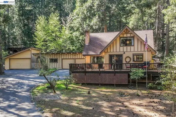 111 N Lakeview Dr., Trinity Center, CA 96091