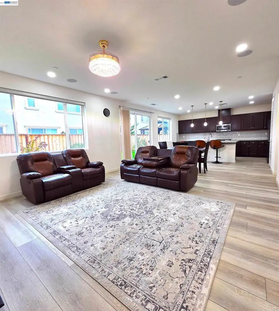 5390 Shenandoah Valley Ln, Antioch, CA 94531 - #2