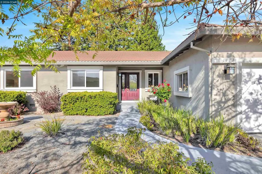 1177 Rainbow Dr, Martinez, CA 94553 - #2