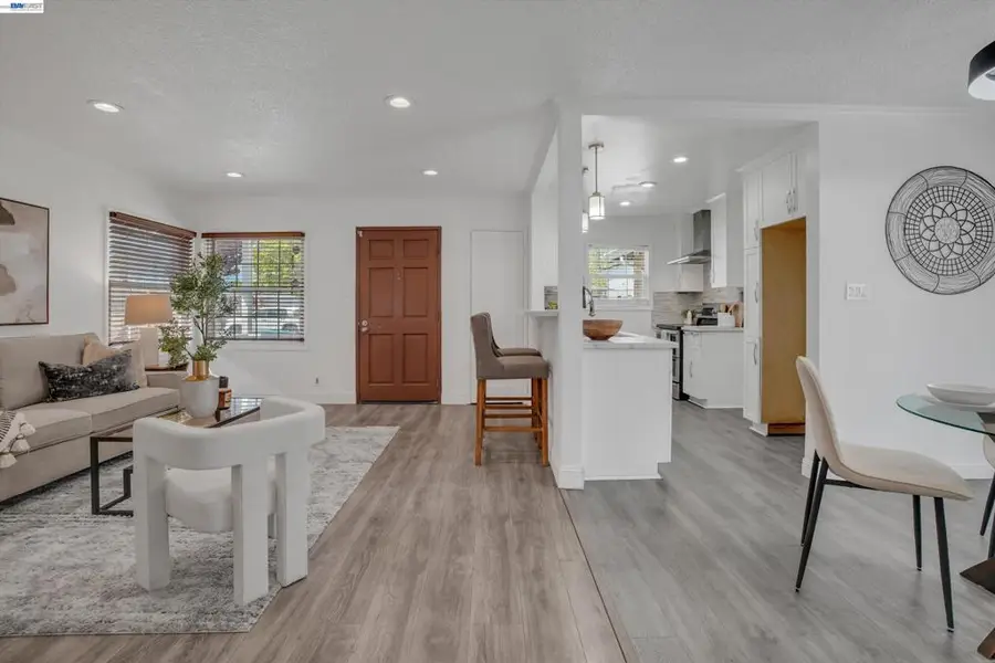 26338 Hickory Ave, Hayward, CA 94544 - #3