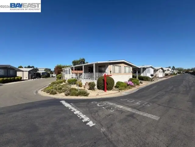 27957 Pueblo Serena, Hayward, CA 94545 - #2