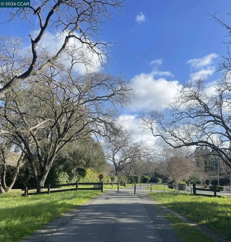 3357 Ridge Road, Lafayette, CA 94549 - #2