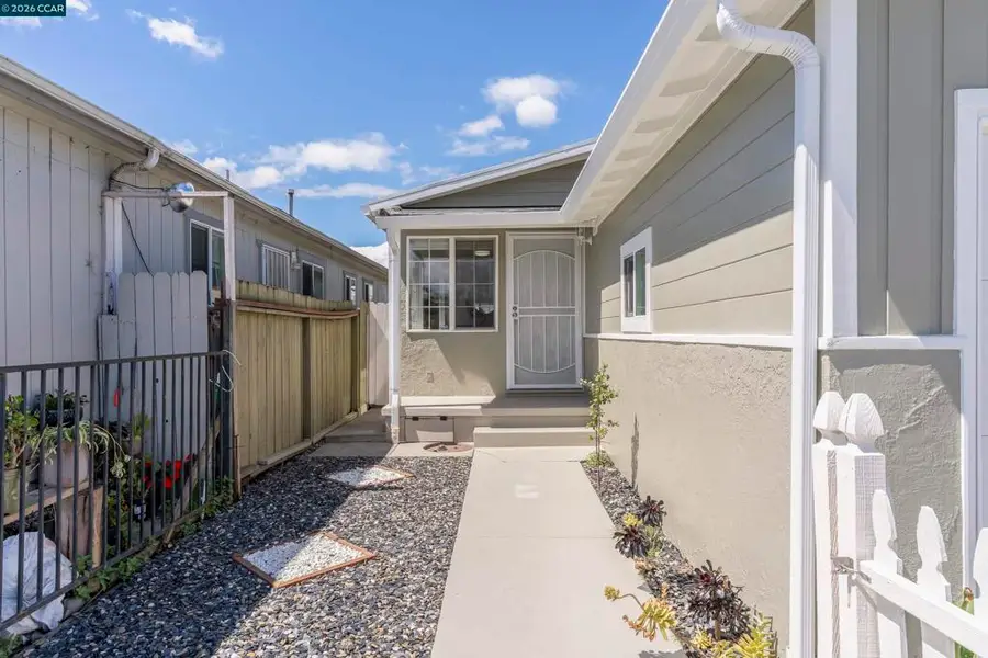 335 S 26th St, Richmond, CA 94804 - #3