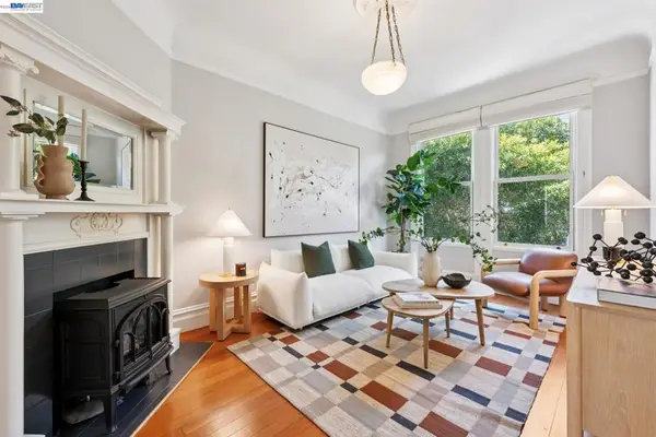 3124 Laguna St #A, San Francisco, CA 94123