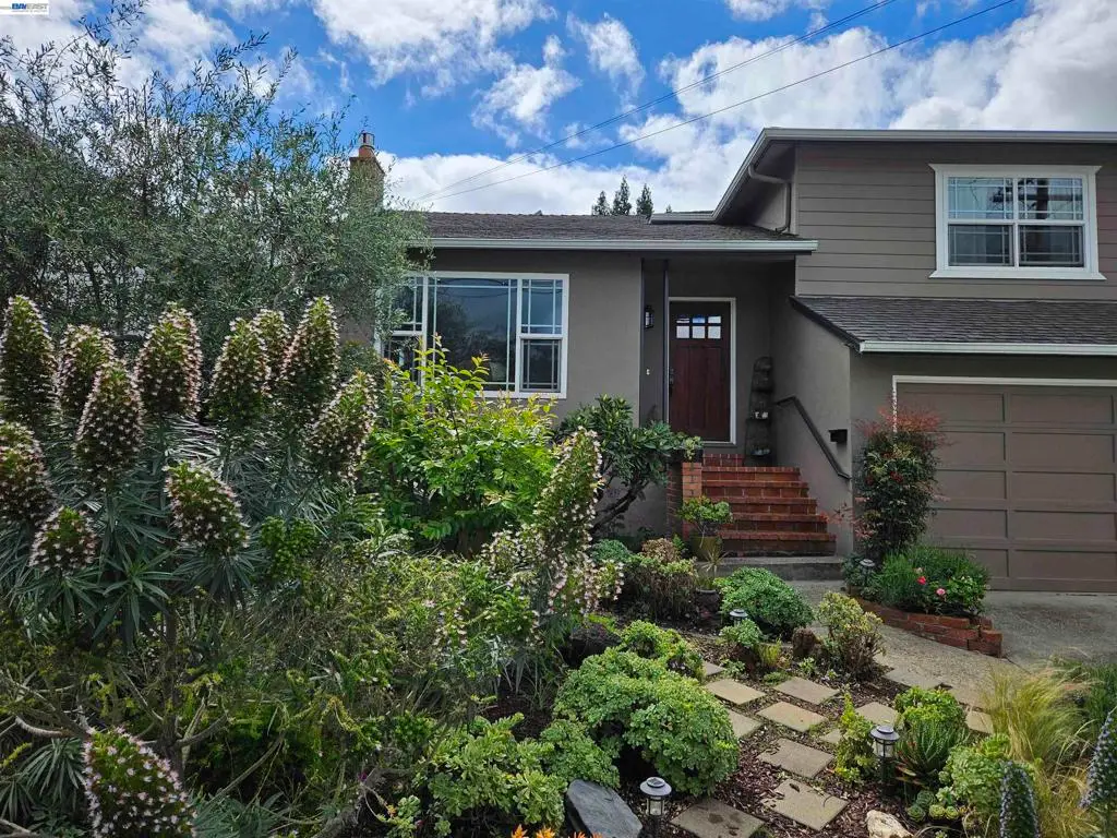 3635 Northwood Dr, Castro Valley, CA 94546 - #1
