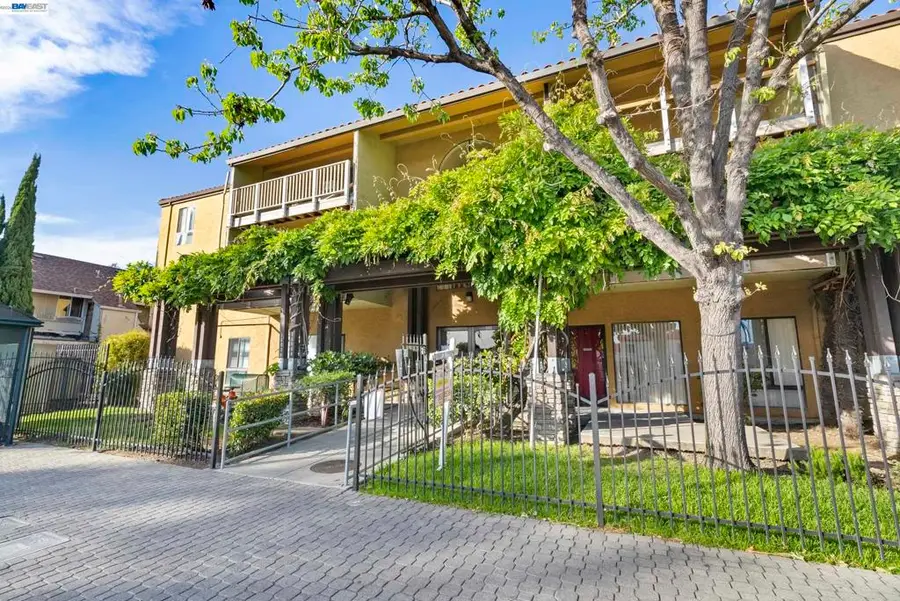 16006 E 14th St #218, Ashland, CA 94578 - #2