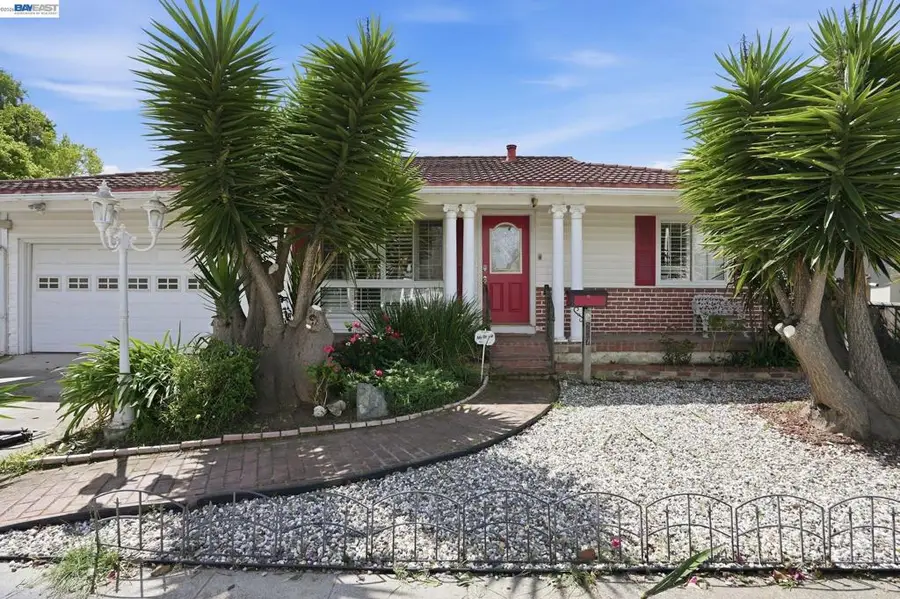 237 Goodwin St, Hayward, CA 94544 - #3