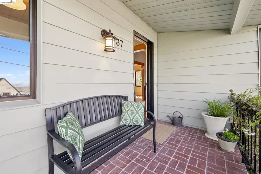 37 Kenyon Ave, Kensington, CA 94708 - #3