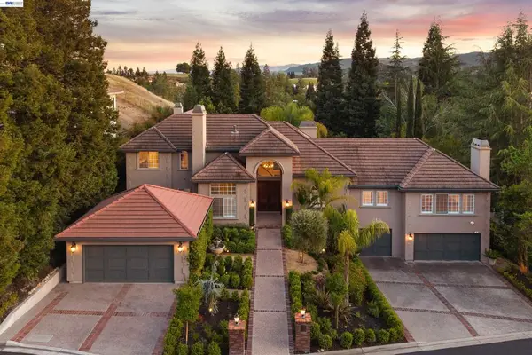 90 Royal Ridge Ct, Alamo, CA 94507