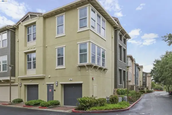 38 Silk Oak Ter, Fremont, CA 94536